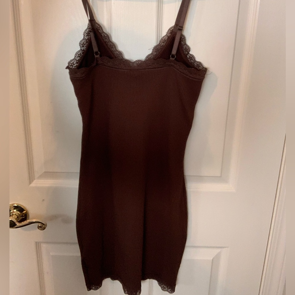 size small brown mini skin tight dress with lace🤎